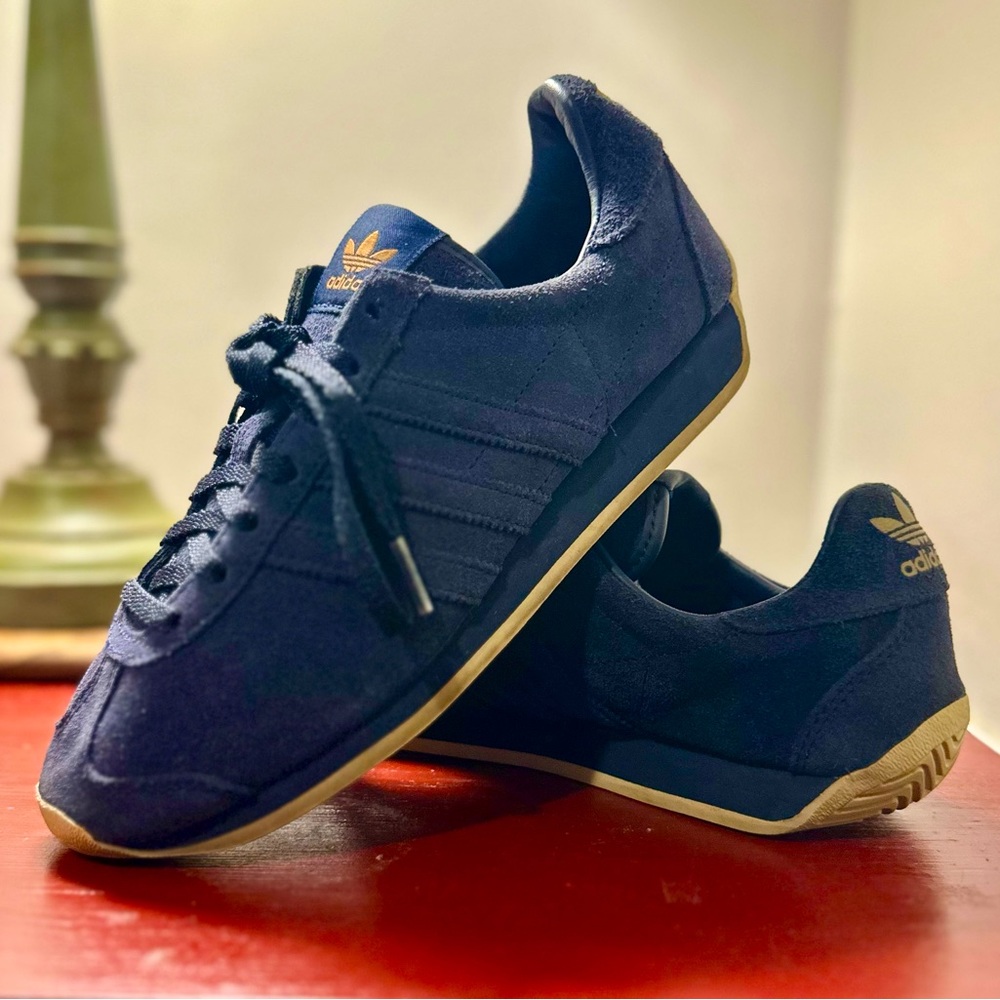 The Khaite X Adidas OG sneaker in NAVY 😍